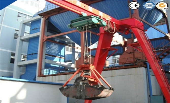 抓斗門式起重機(jī)